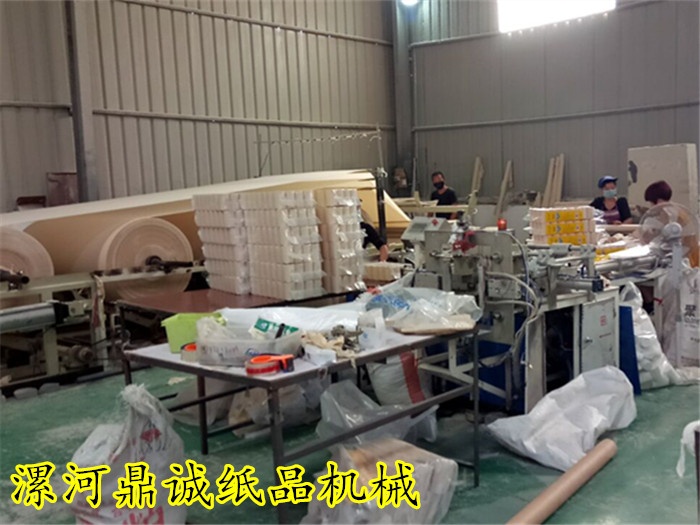 衛(wèi)生紙加工現場